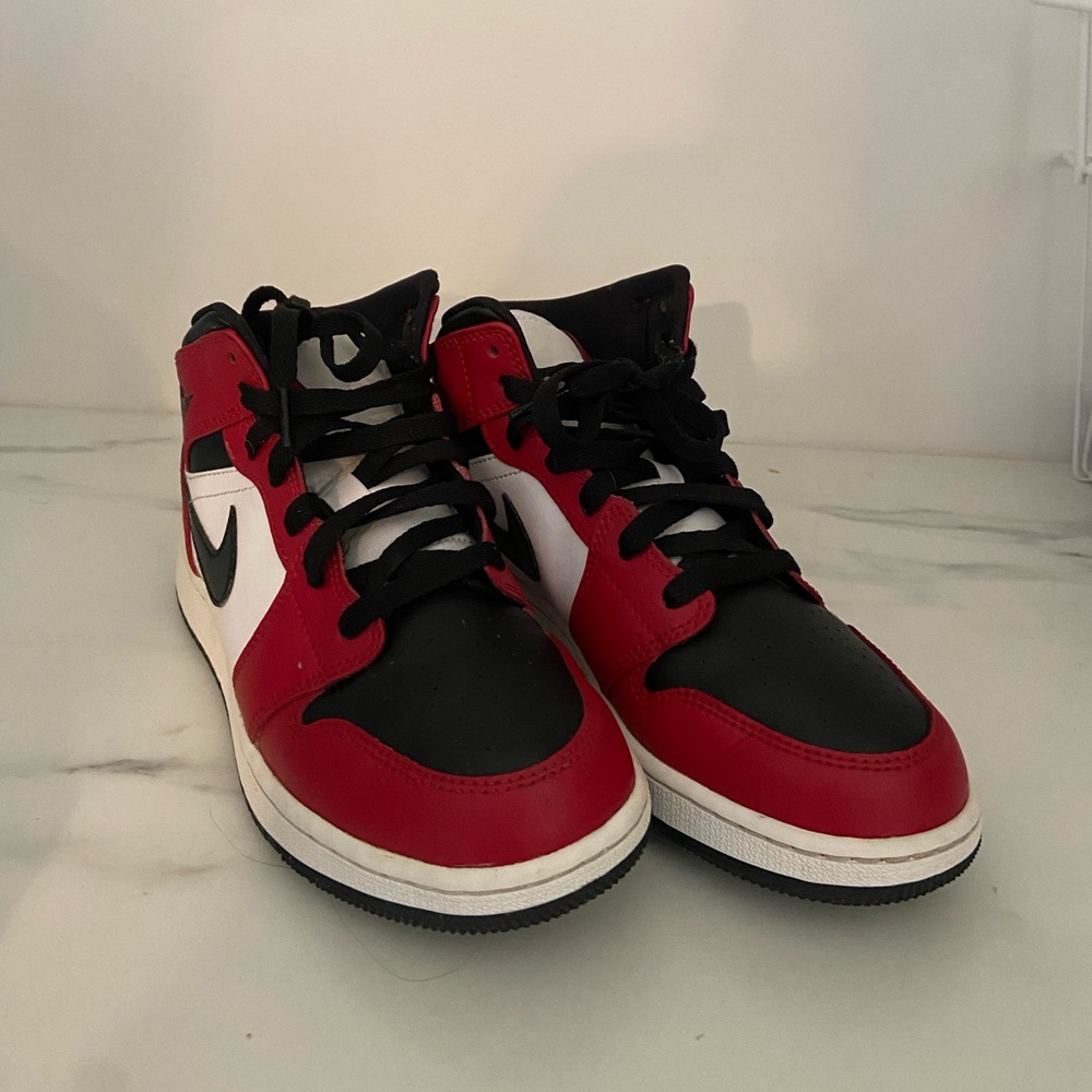 Mid Jordan 1- Chicago Toe